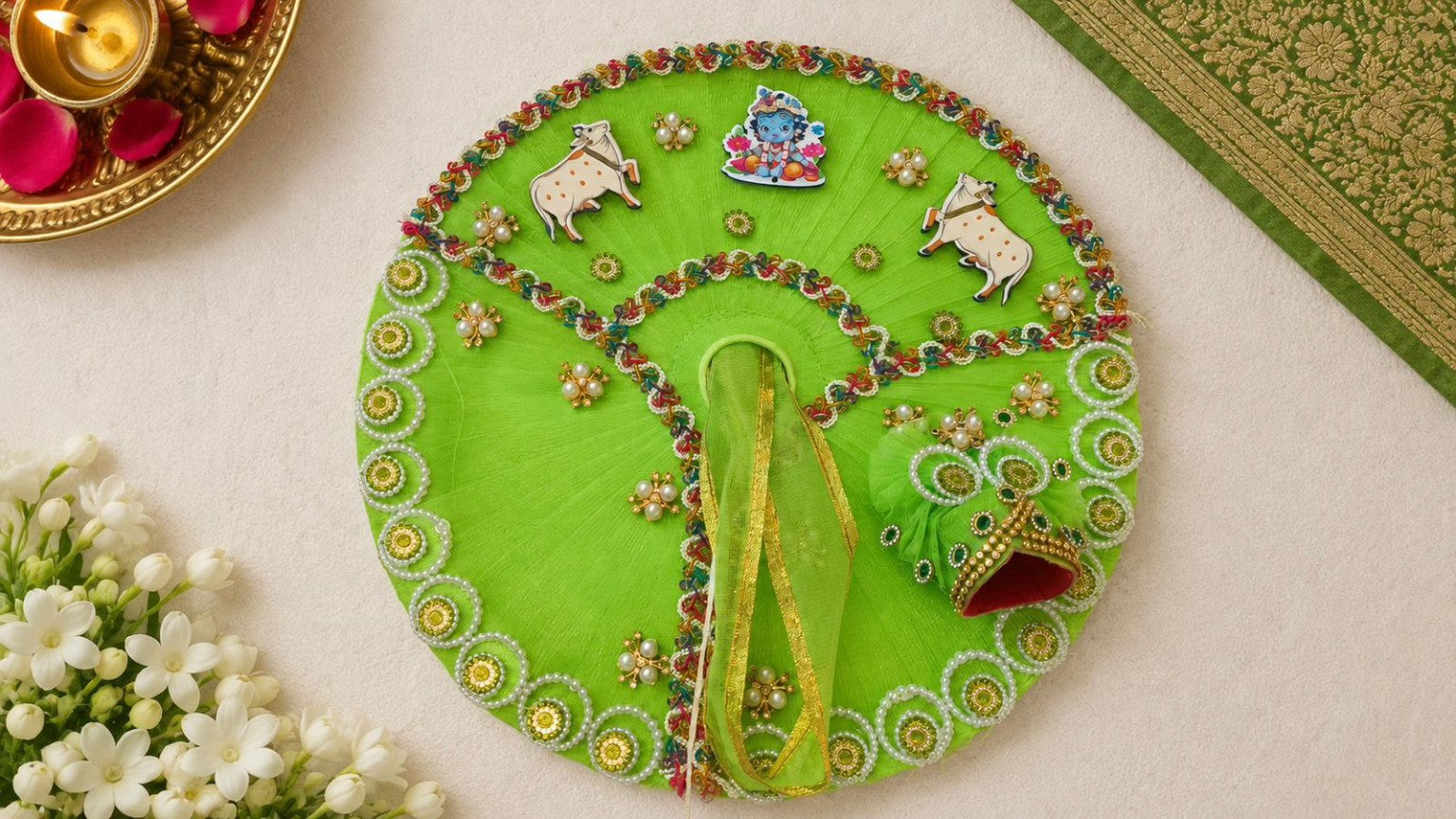 Hariyali Gokul Shringar
